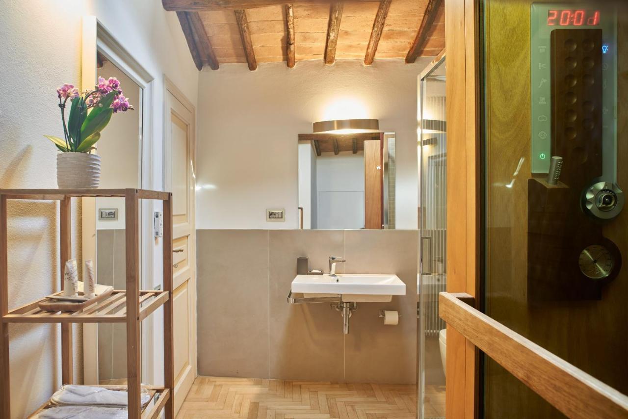 סיינה B&B Le Logge Luxury Rooms מראה חיצוני תמונה